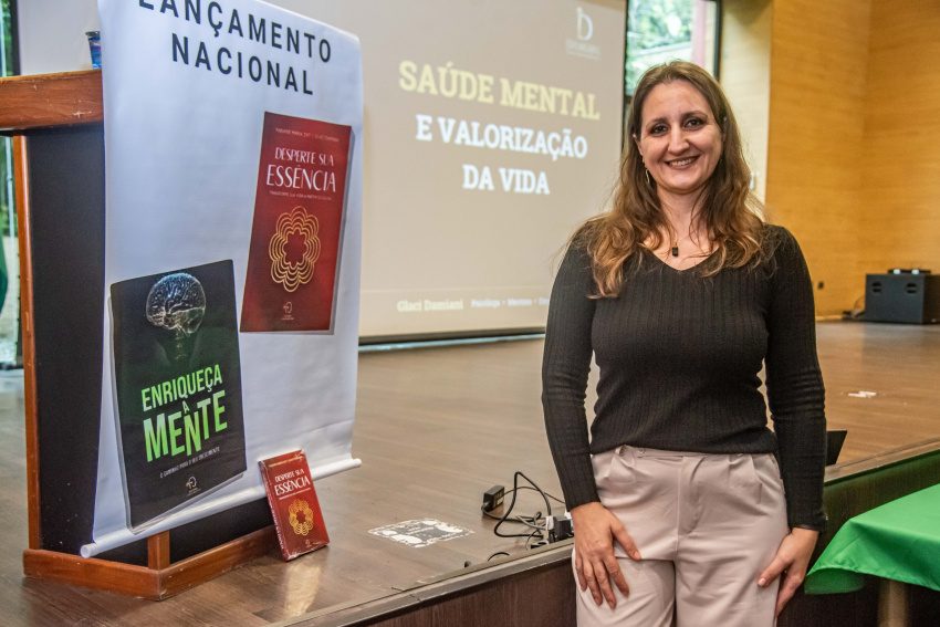 Palestra em Paranaguá reforça cuidado com a saúde mental e valorização da vida