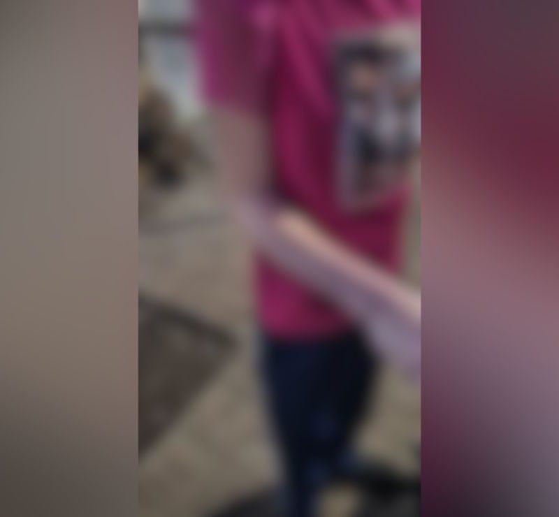 Pânico ao voltar da escola: vizinhos gritam, perseguem suspeito e salvam menina puxada para dentro de carro em Cascavel