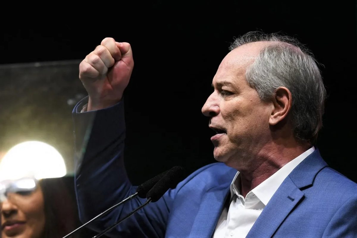 Ciro Gomes lidera corrida ao governo do Ceará, aponta pesquisa