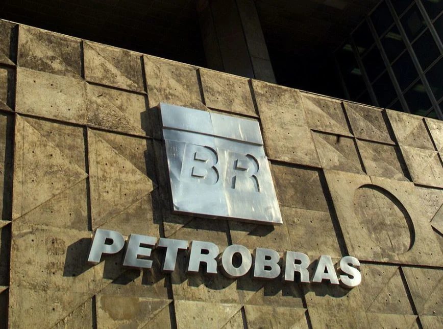 Petrobras aprova adesão à subsídio do óleo diesel