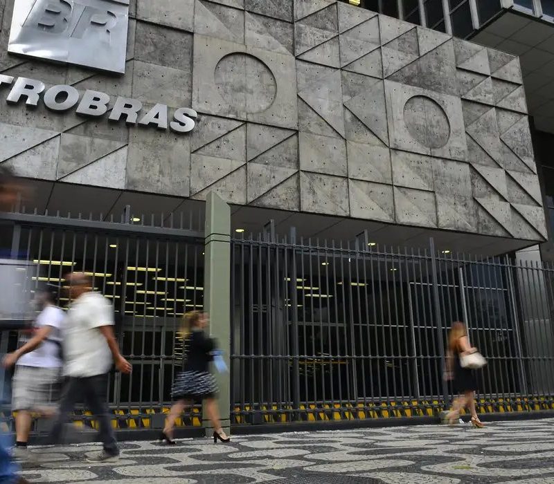 Petrobras fecha contrato de 22 anos para importar gás natural dos EUA