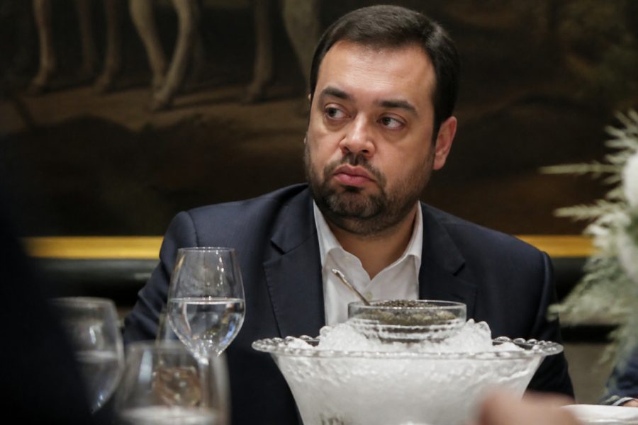 Investigação da PF revela caviar de R$ 10,5 mil ligado a Cláudio Castro