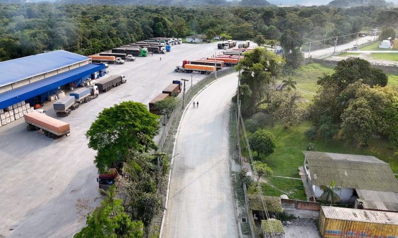 Prefeitura de Paranaguá debate trânsito com empresas na Atílio Fontana