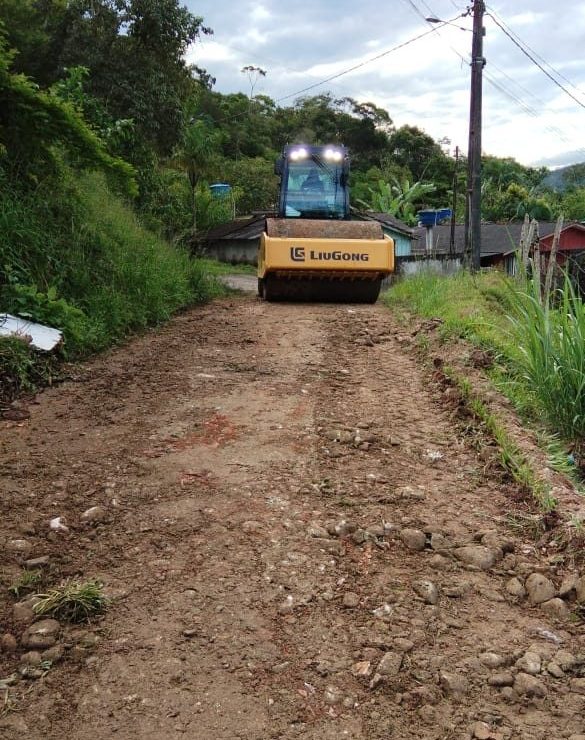 Prefeitura de Antonina intensifica obras de manutenção urbana