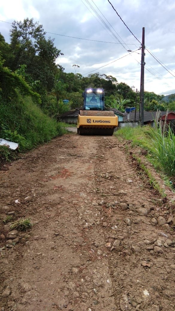 Prefeitura de Antonina intensifica obras de manutenção urbana
