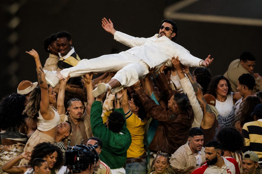 Miguel Gandelman ganha Emmy por direção musical no Super Bowl