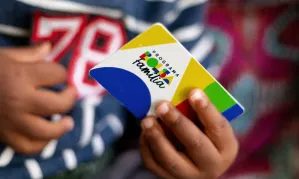 Ministro Gilmar Mendes decide que reajuste do Bolsa Família é regular