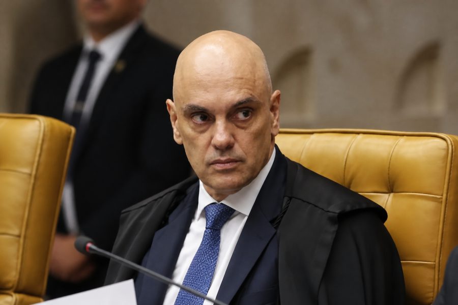 Senadores do Paraná se posicionam sobre impeachment de Moraes