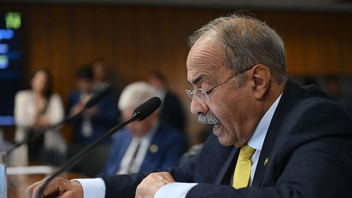 Senado aprova inflação como teto para reajuste da conta de luz