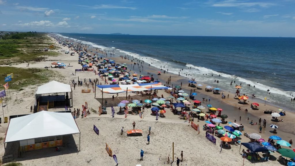 Matinhos e Pontal do Paraná se preparam para a temporada de verão