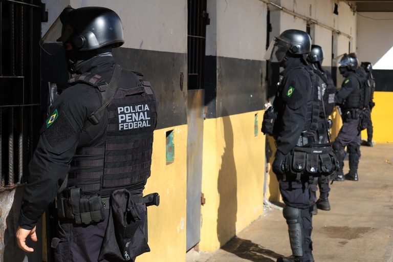 Operação federal mira facções criminosas em presídios brasileiros