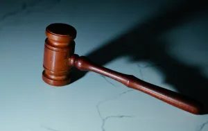 Stj autoriza penhora de salário para quitar dívidas comuns