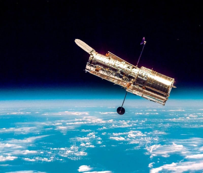 Telescópio Hubble marca 200 mil voltas ao redor da terra