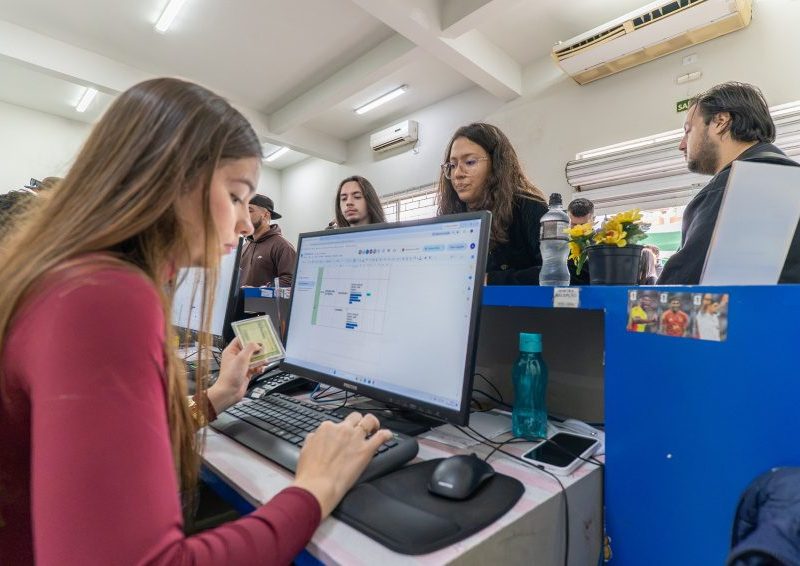 Paranaguá amplia empregos e cursos com mutirões e parcerias