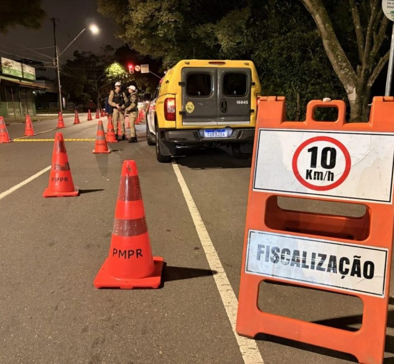 Três motoristas presos por embriaguez em blitz em Curitiba