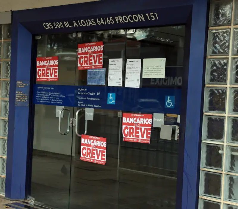 Greve na Caixa: TST fixa limite de 60% dos funcionários trabalhando