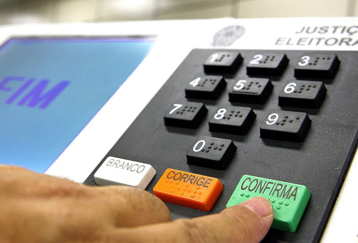 Urna eletrônica: veja como funciona e como o voto é protegido