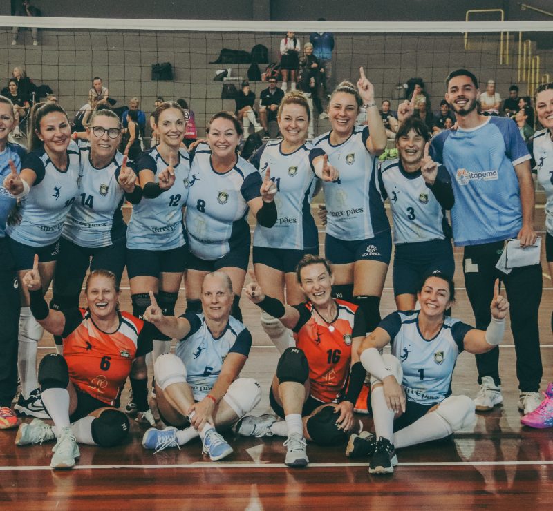 Pontal do Paraná recebe 11ª Copa Master de Vôlei Feminino