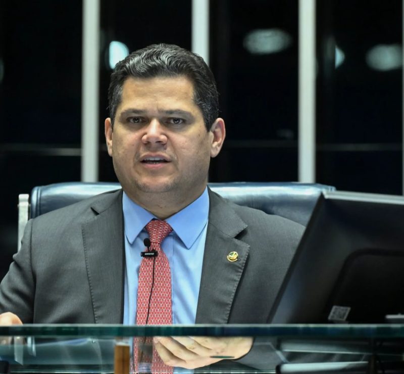 Fim da escala 6×1: Senado vai votar PEC na próxima semana