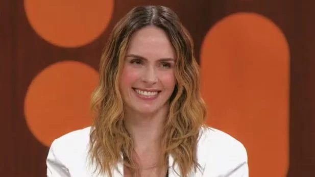 Ana Paula Renault se pronuncia após ataques e faz apelo aos fãs