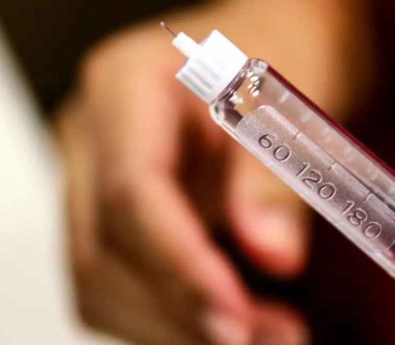 Anvisa proíbe venda de canetas emagrecedoras sem registro na internet
