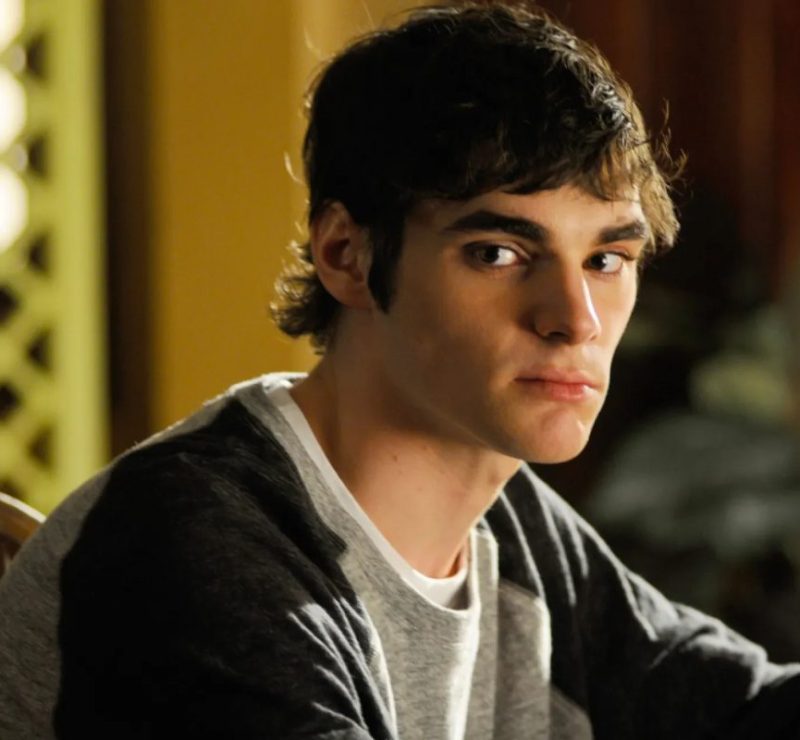 RJ Mitte, ator de ‘Breaking Bad’, morre aos 34 anos