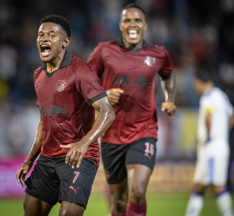 Bragantino goleia o Cruzeiro por 4 a 2 e encerra jejum no Brasileirão