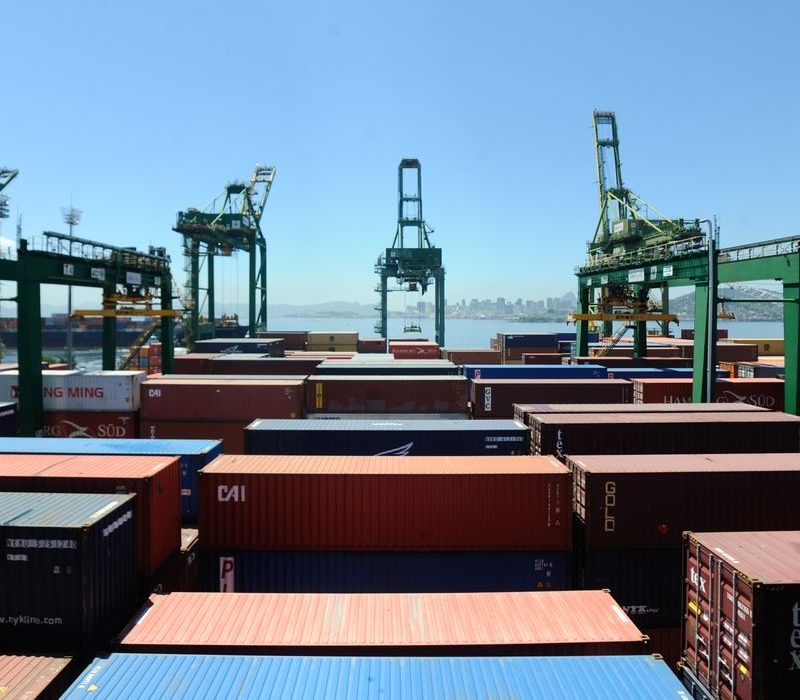 Balança comercial registra superávit de US$ 7,74 bilhões em setembro