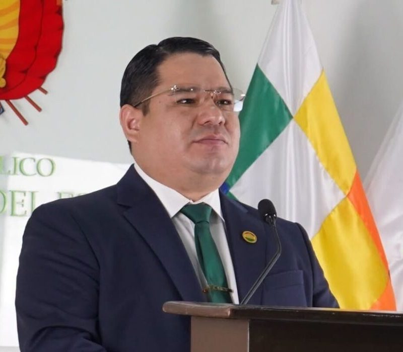 Bolívia prende procurador-geral que investigava o operador digital Fernando Cerimedo