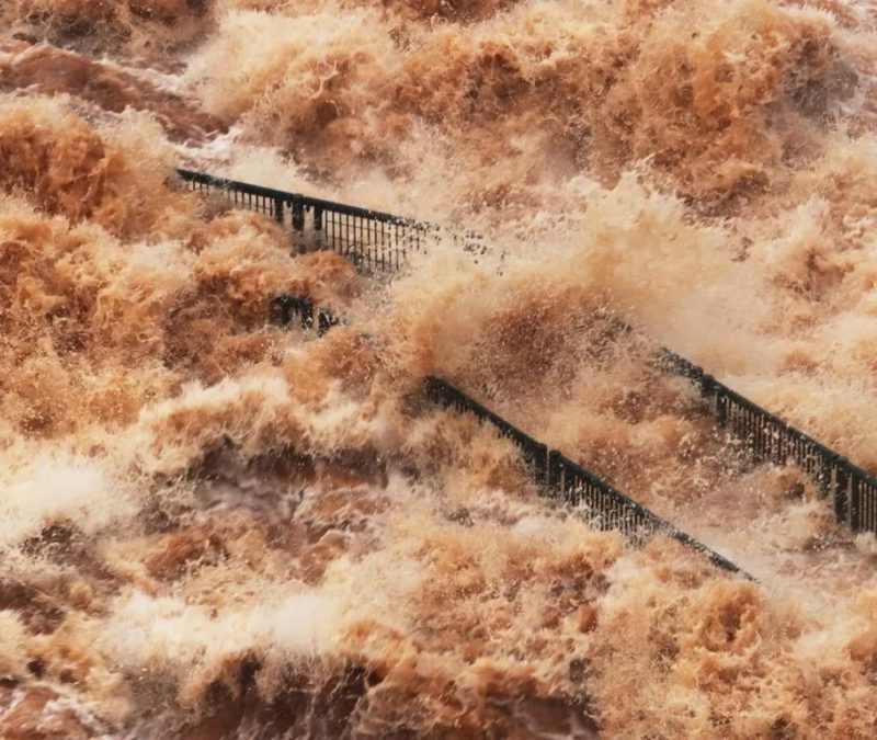Cataratas do Iguaçu registram maior vazão de 2026 com volume recorde