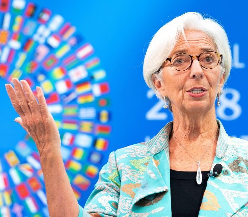 Christine Lagarde deixa comando do Banco Central Europeu antecipadamente