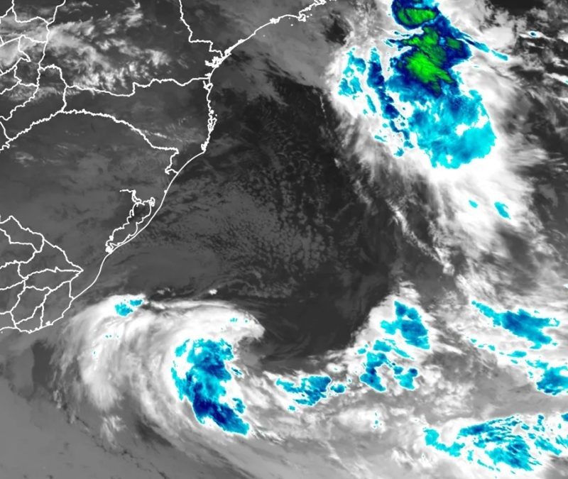 Ciclone extratropical se forma na costa sul e altera tempo no oceano