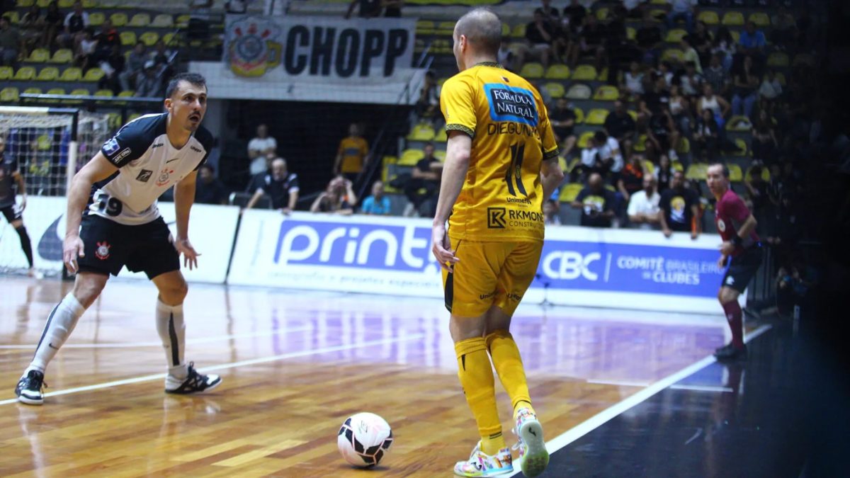Corinthians e Sorocaba empatam no jogo de ida das quartas da Liga Futsal