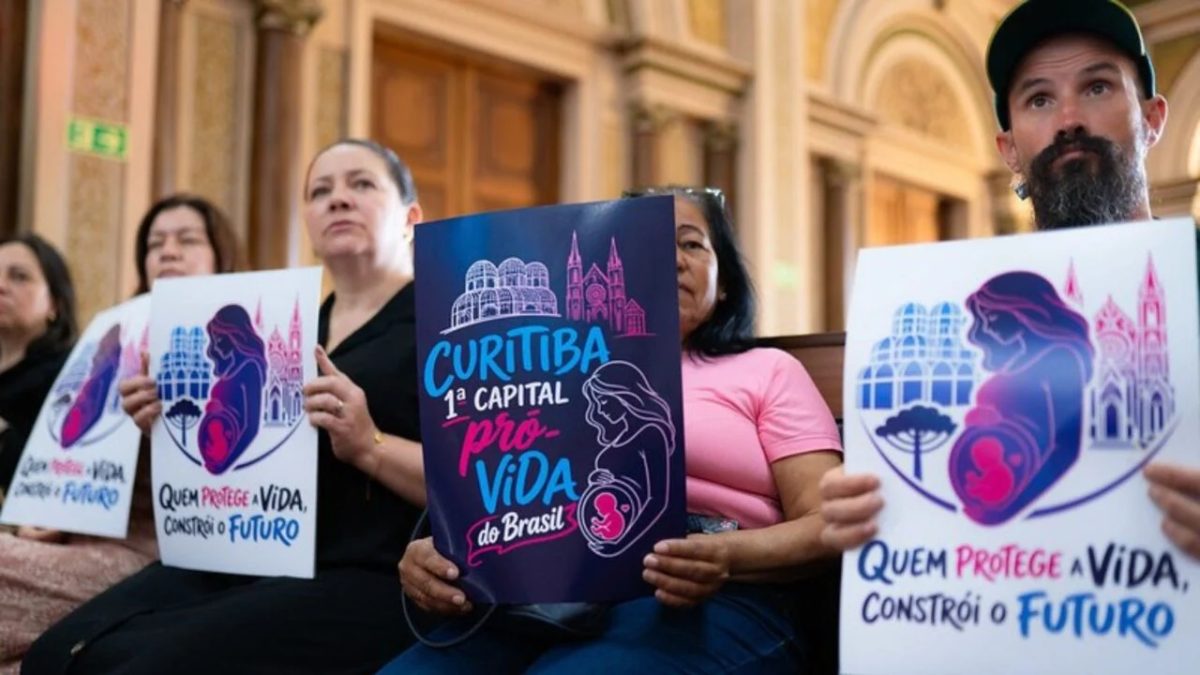 Curitiba é reconhecida por lei como Capital Pró-Vida; entenda o que muda