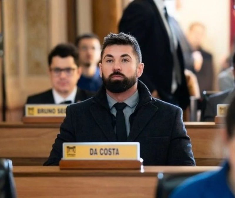 Da Costa renuncia na Câmara de Curitiba após ser eleito deputado