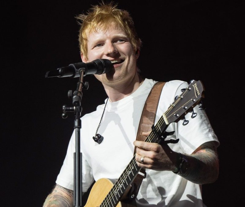 Ed Sheeran anuncia novos nomes para turnê após polêmica com Macklemore