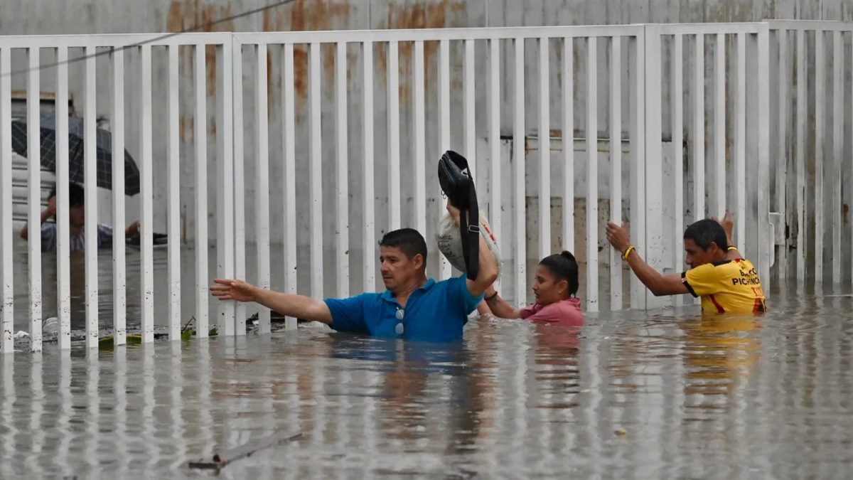 El Niño traz chuva até 40 vezes acima do normal no Equador