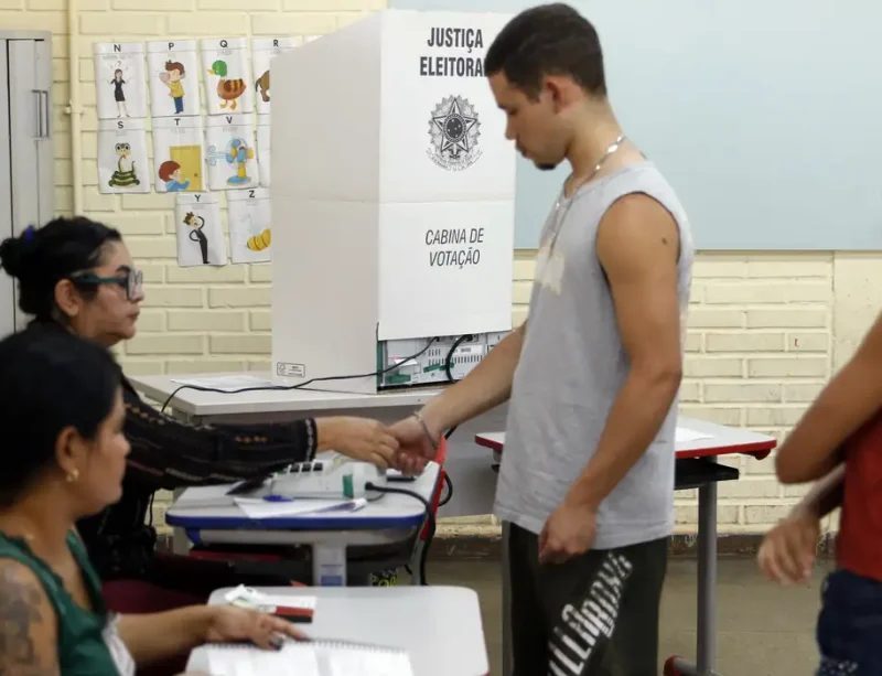 Documentos aceitos para votar nas eleições 2026: veja o que levar