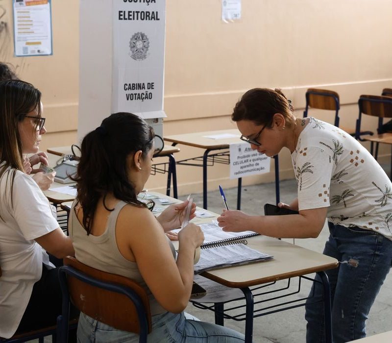 Quem faltou no primeiro turno pode votar no segundo? Entenda as regras