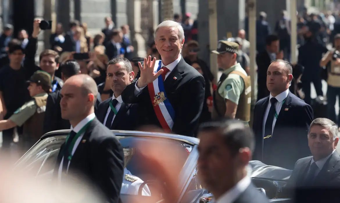 Crise no chile: pib em queda e desemprego desafiam governo de kast