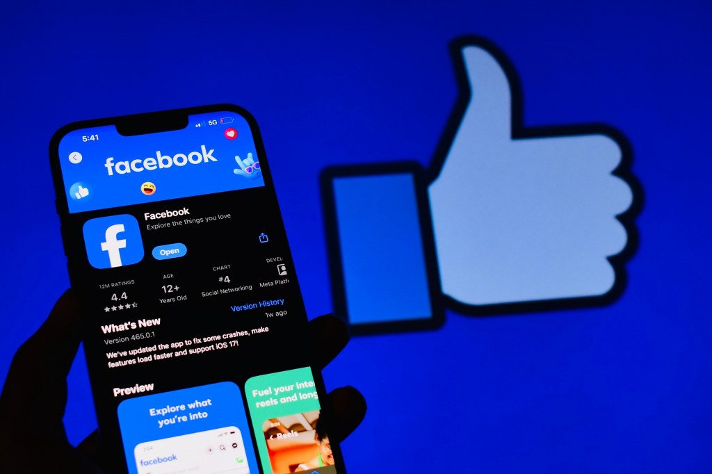 Facebook vai deixar você personalizar o algoritmo do feed com IA