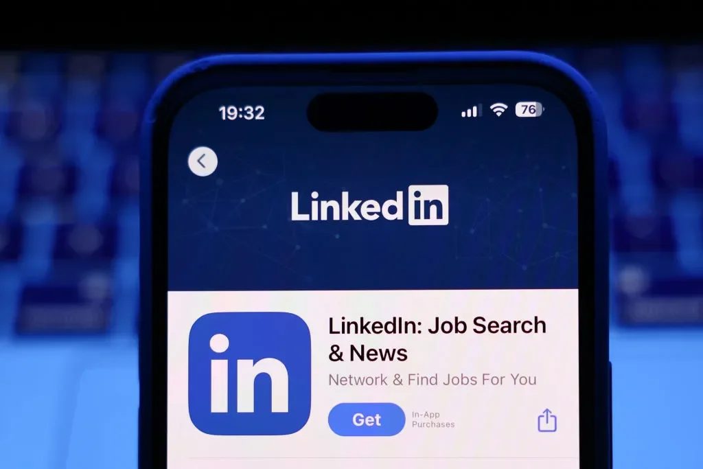 Falar de si no LinkedIn é superficial? Para empresária, histórias pessoais são o que gera confiança