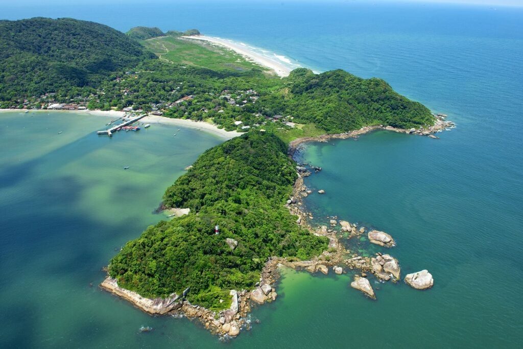 Feriadão: destinos a partir de Curitiba vão de praia a trilhas e cachoeiras; veja roteiros perto e distantes