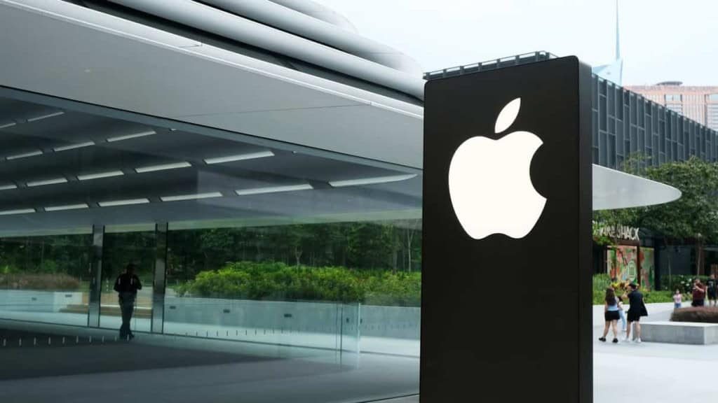 Fim de um tabu: Apple prepara MacBook com tela touch