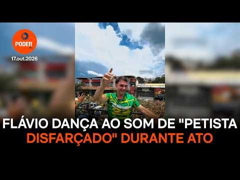 Flávio Bolsonaro dança funk em trio elétrico durante comício em Vitória