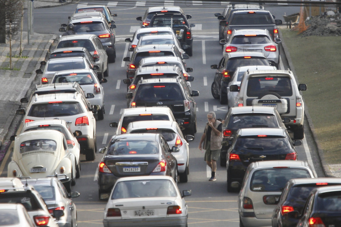 Frota do Paraná chega a 9,4 milhões de veículos e registra crescimento de 6,2%