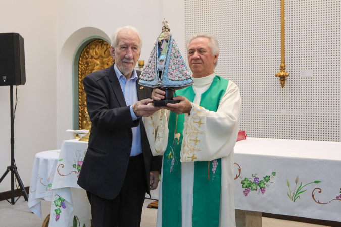 Imagem de Nossa Senhora do Rocio é recebida no Palácio Iguaçu e marca preparação para festa em Paranaguá