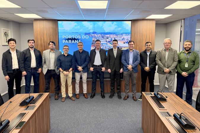 Portos do Paraná recebe comitiva de Rondônia interessada em gestão e infraestrutura portuária