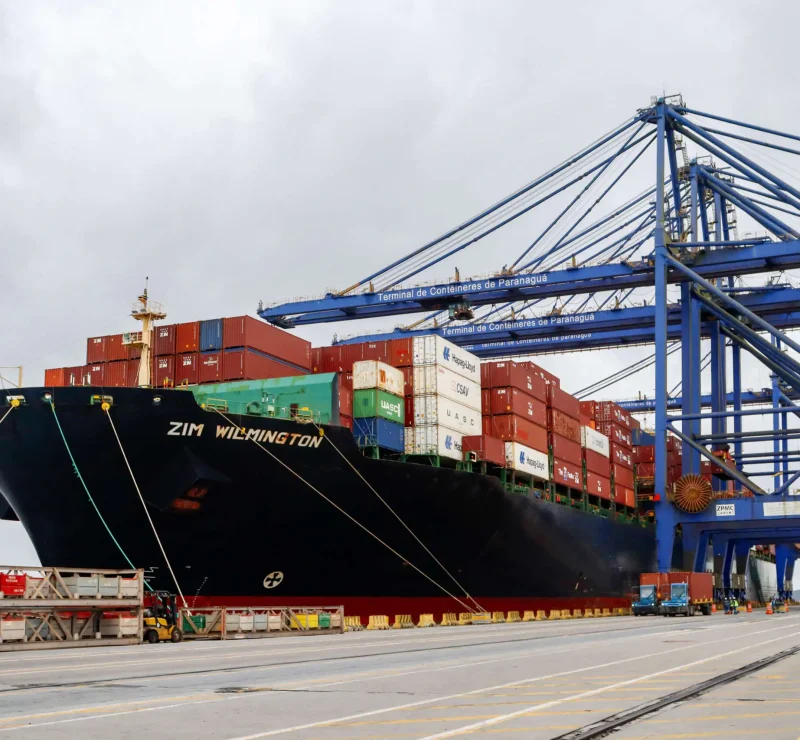 TCP recebe nova linha marítima semanal entre Paranaguá e a China
