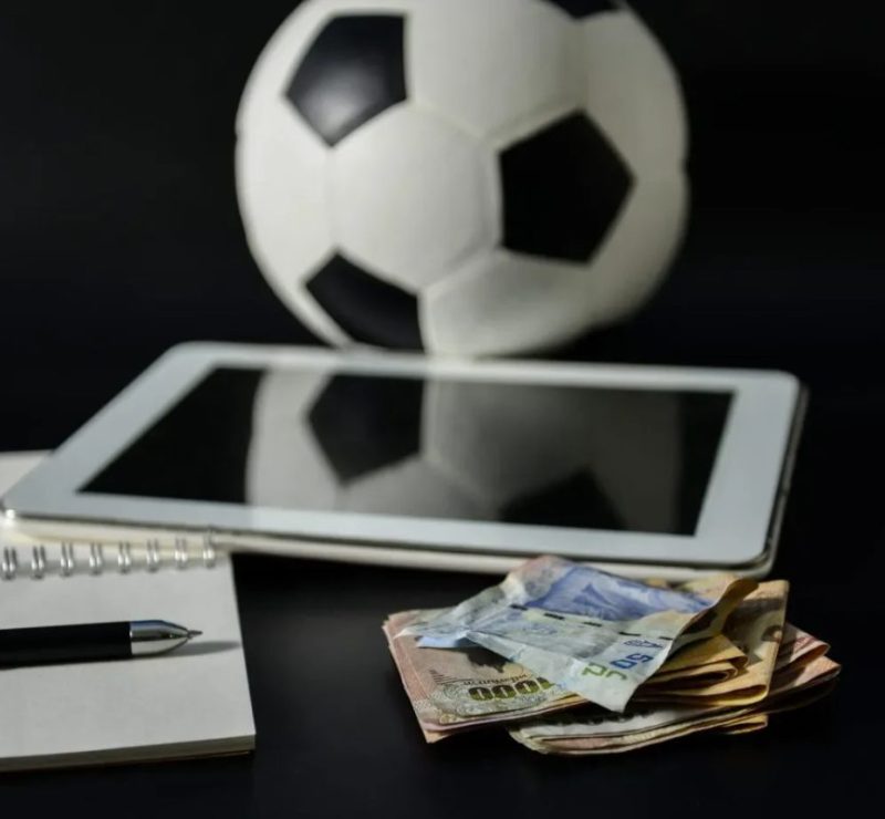 Futebol inglês proíbe bets e levanta debate sobre futuro dos clubes no Brasil